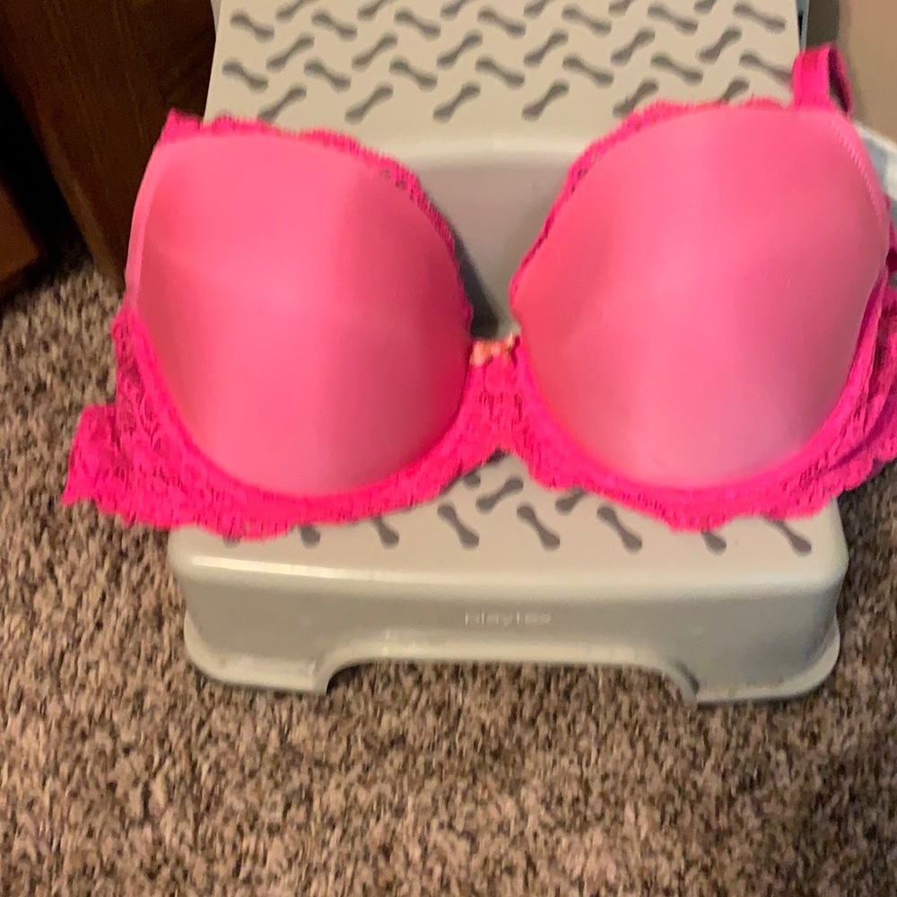 Victoria Secret pink padded bra
